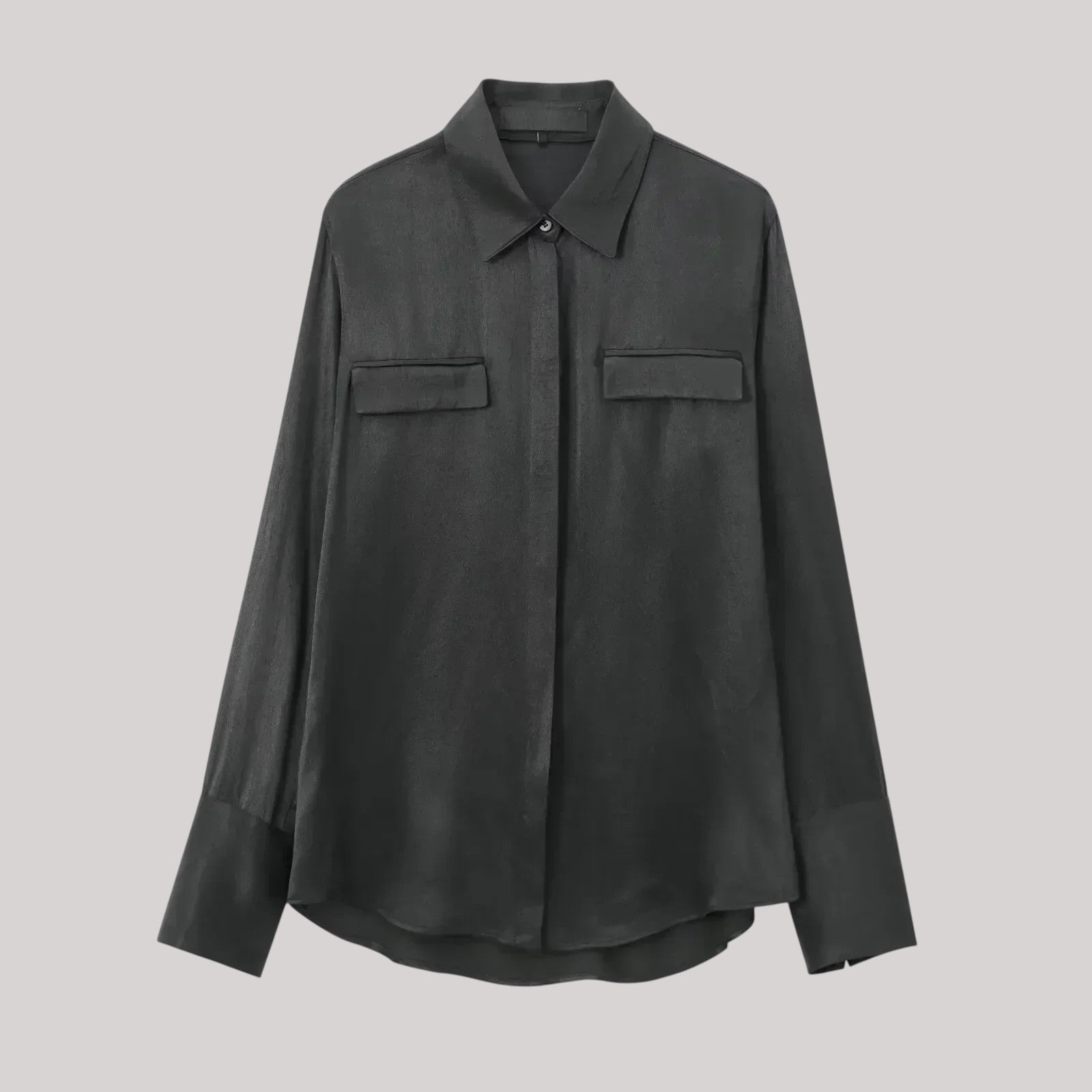 Léocadie | Glansig blus med detalj